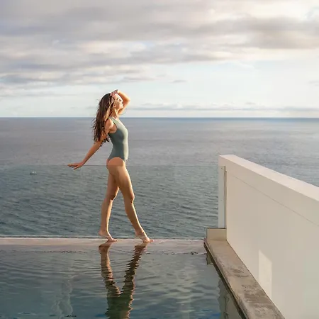 Seahouse By Clubprometheus - Seafront Ultra Luxury Retreat *